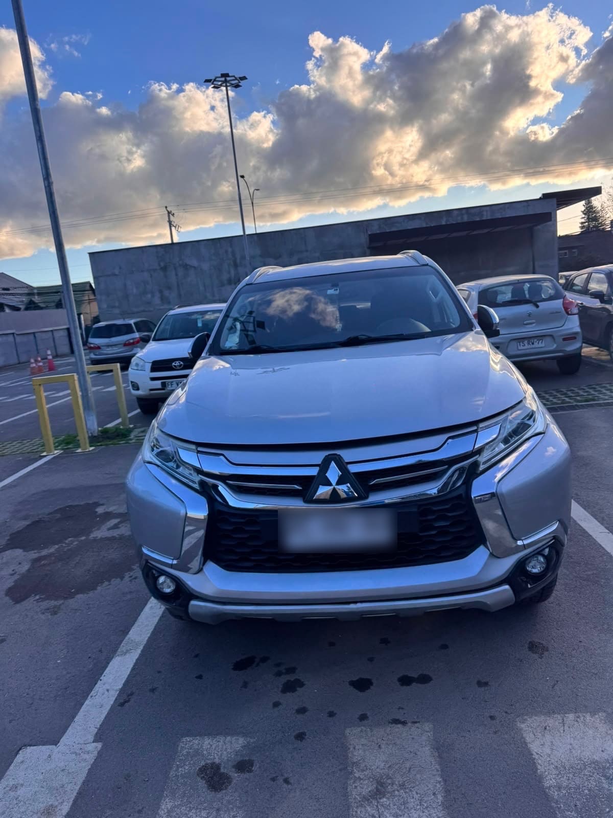 Mitsubishi Montero Sport 3.0 At 4x2 año 2020