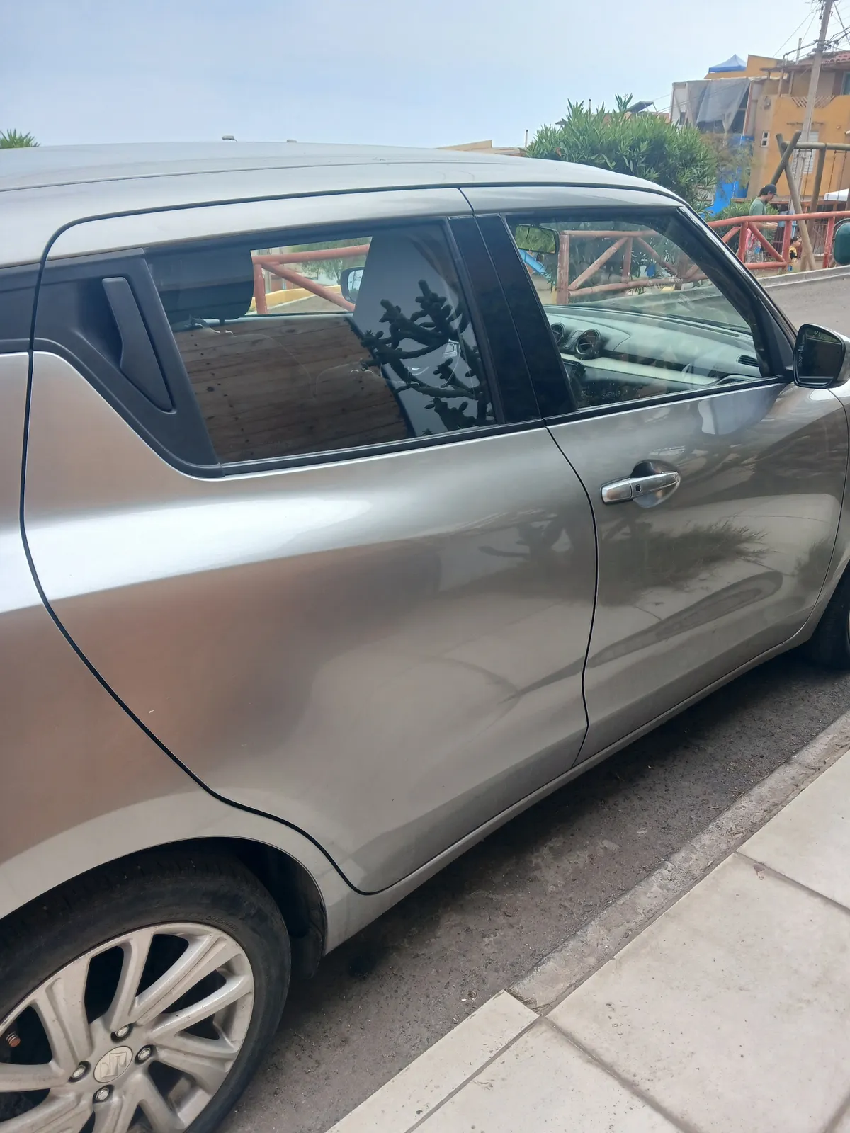 SUZUKI SWIFT 1.2 Gl Mt año 2023