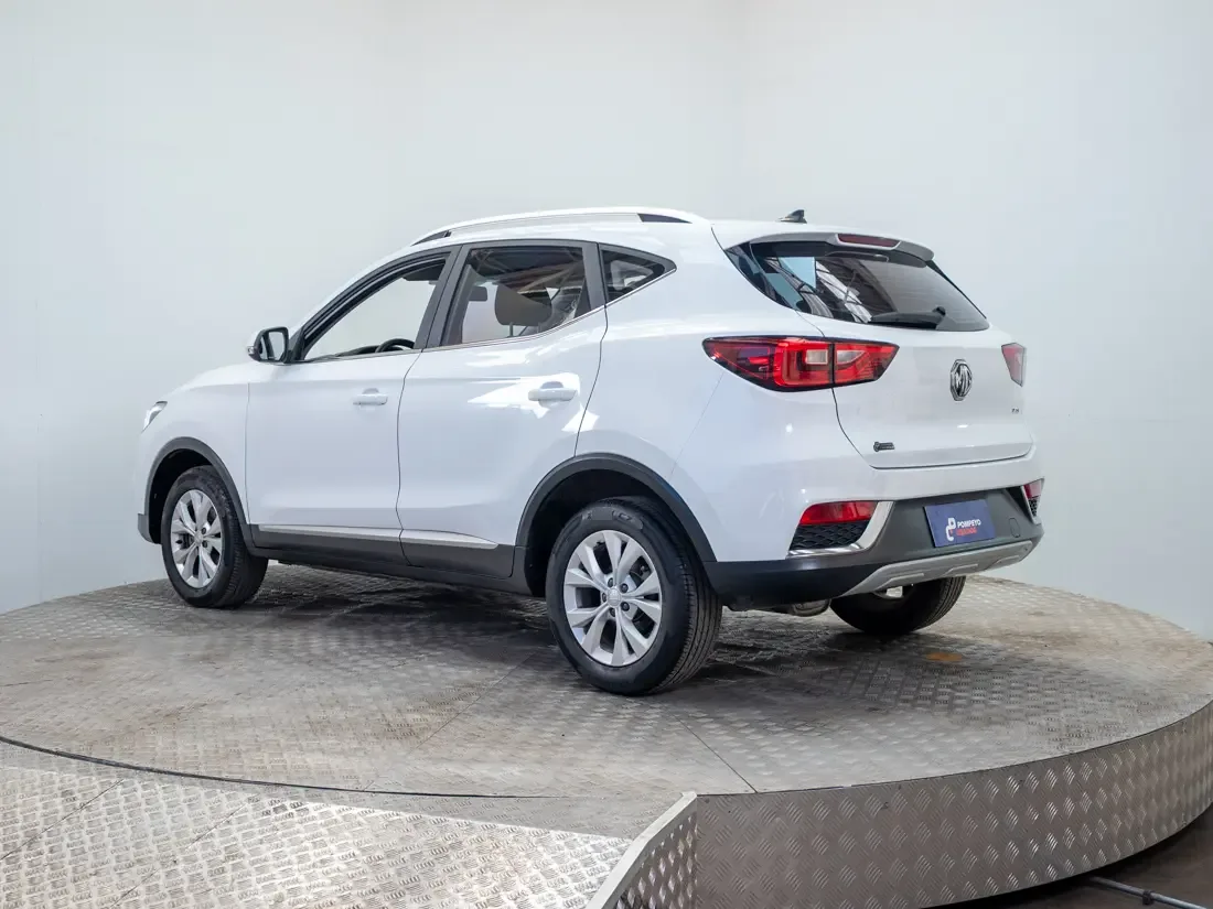 MG Zs 1.5 Std Mt año 2021
