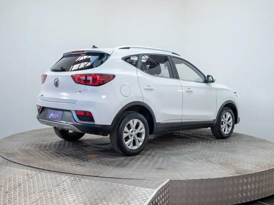 MG Zs 1.5 Std Mt año 2021