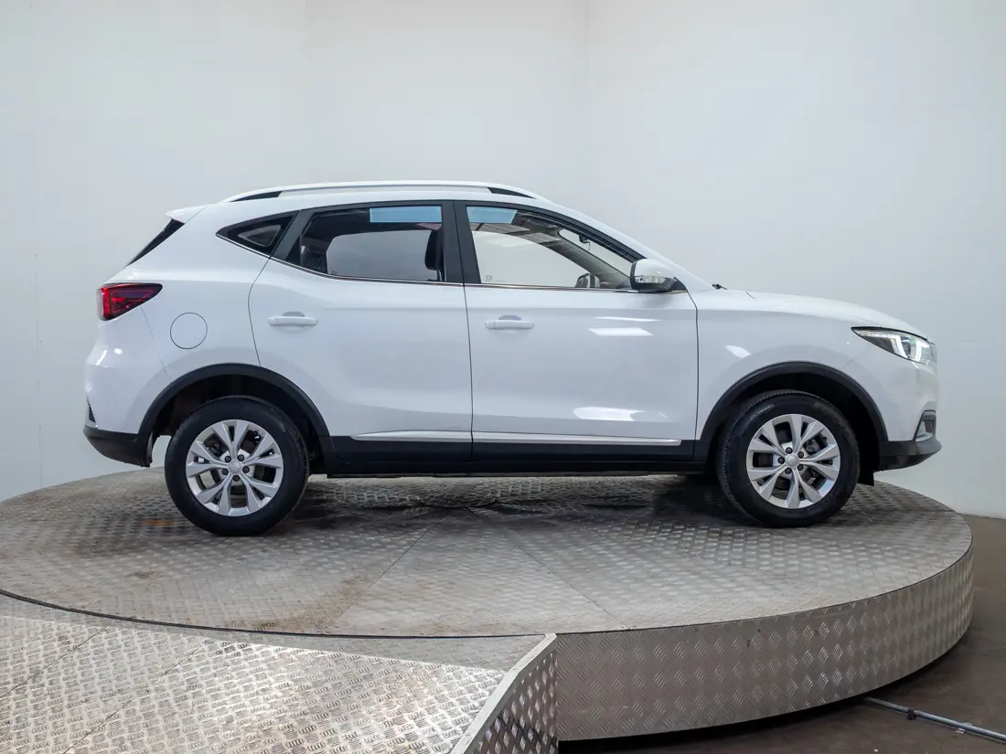 MG Zs 1.5 Std Mt año 2021