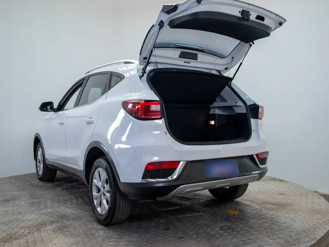 MG Zs 1.5 Std Mt año 2021