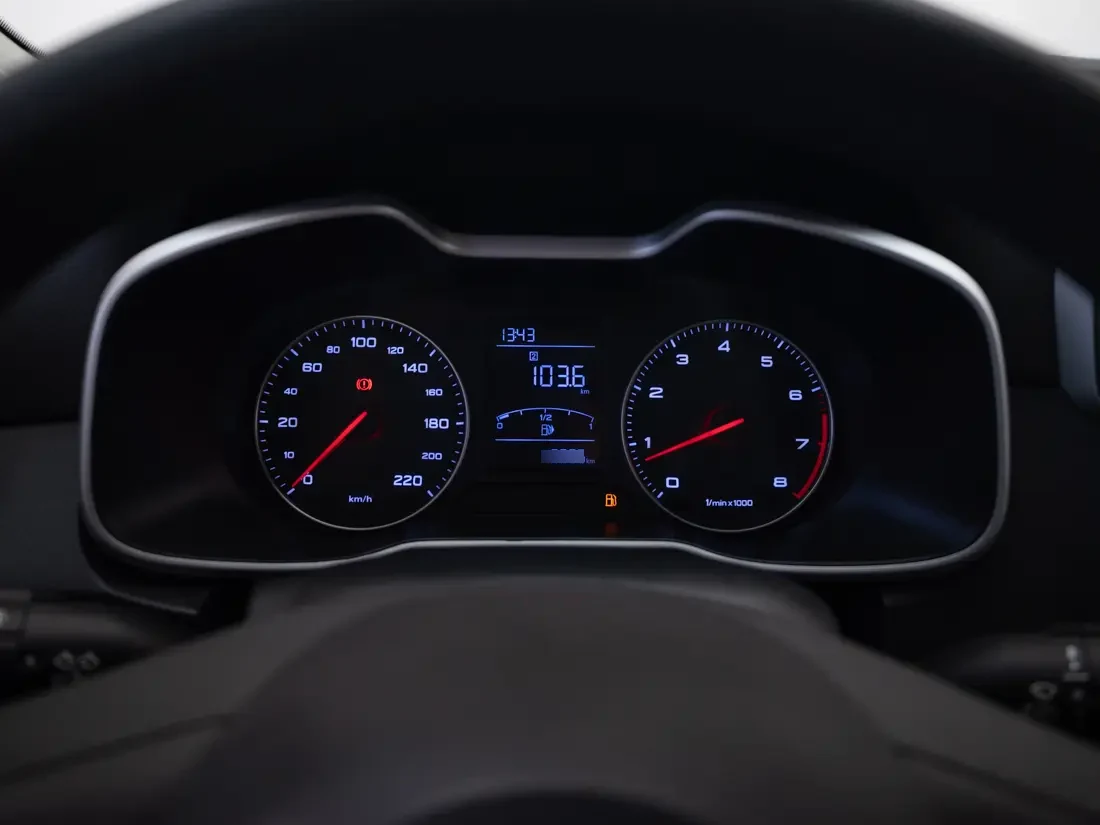 MG Zs 1.5 Std Mt año 2021