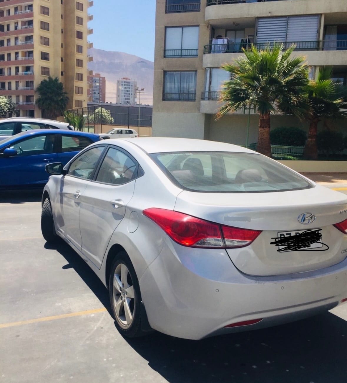 HYUNDAI ELANTRA 1.6 Md Gls Ac 2ab Abs Mt año 2012