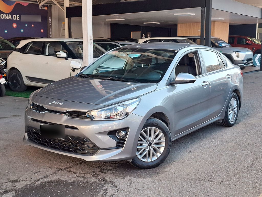 Kia Rio 4 Ex 1.4l 6mt Ci Full año 2023