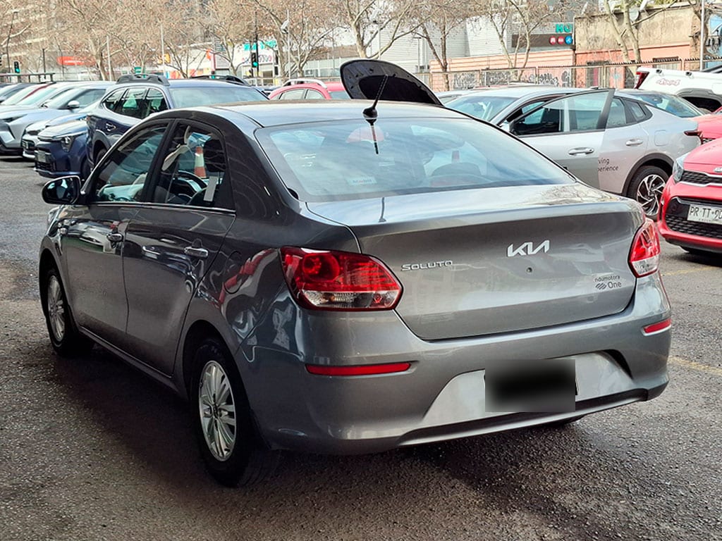 Kia Soluto Lx 1.4l 5mt G Ll año 2025
