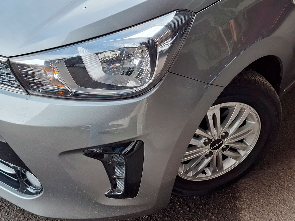 Kia Soluto Lx 1.4l 5mt G Ll año 2025