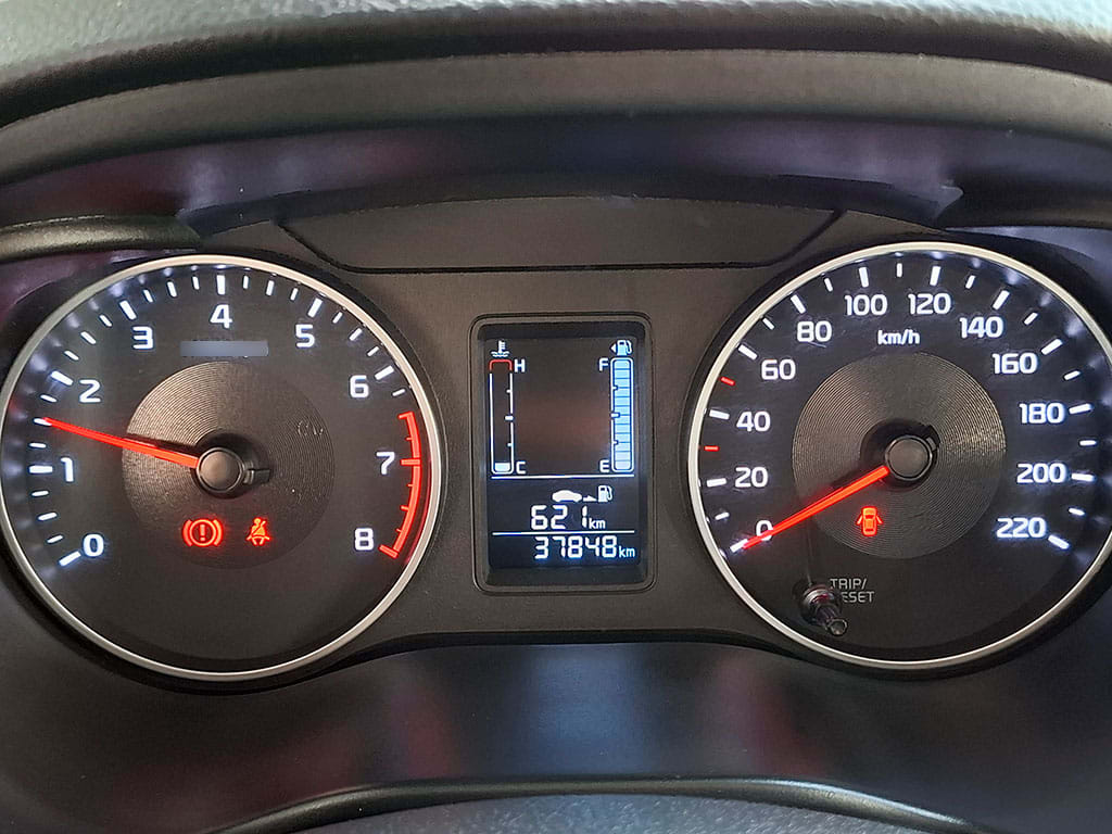 Kia Soluto Lx 1.4l 5mt G Ll año 2025