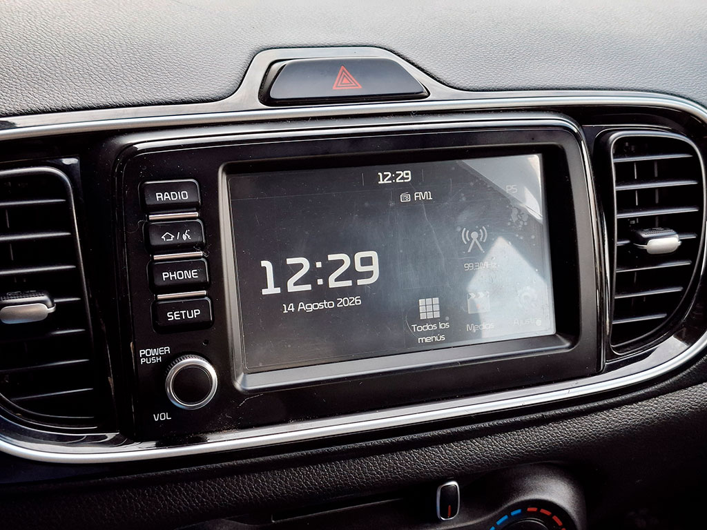 Kia Soluto Lx 1.4l 5mt G Ll año 2025
