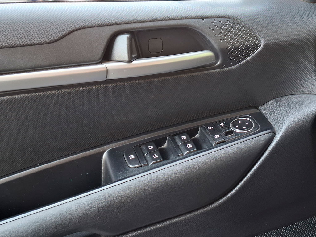 Kia Sonet Ex 1.5l Ivt Full año 2024