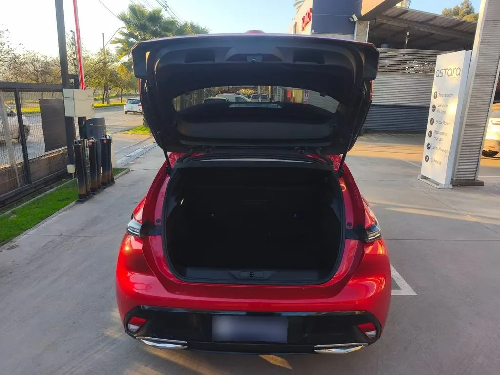 Peugeot 308 Allure At Diesel año 2024