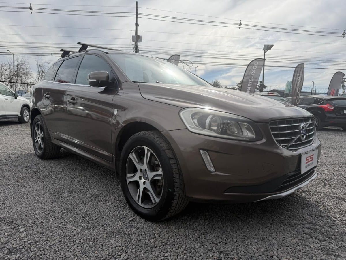 Volvo Xc60 2.0 D4 4x2 At año 2014