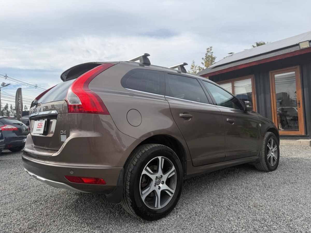 Volvo Xc60 2.0 D4 4x2 At año 2014