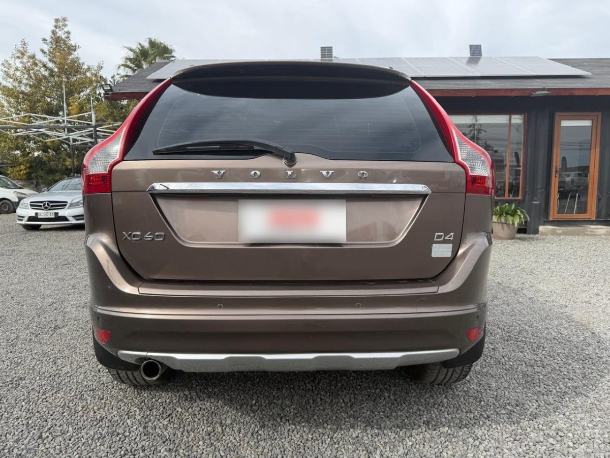 Volvo Xc60 2.0 D4 4x2 At año 2014