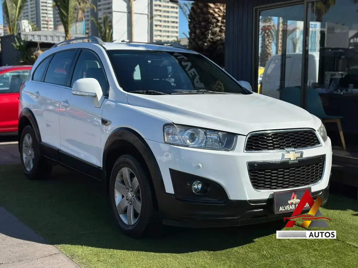 CHEVROLET CAPTIVA 2.4 Iii Ls Mt 4x2 año 2014