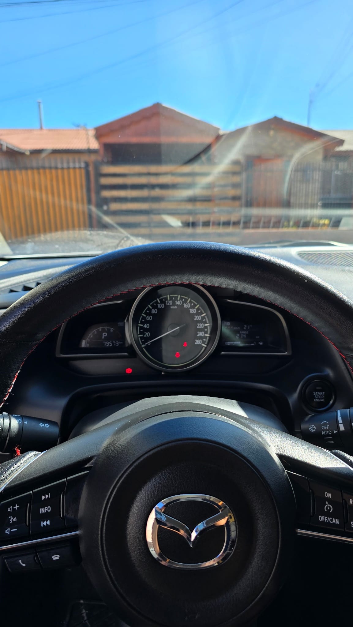 MAZDA MAZDA3 2.0l V Mt año 2017