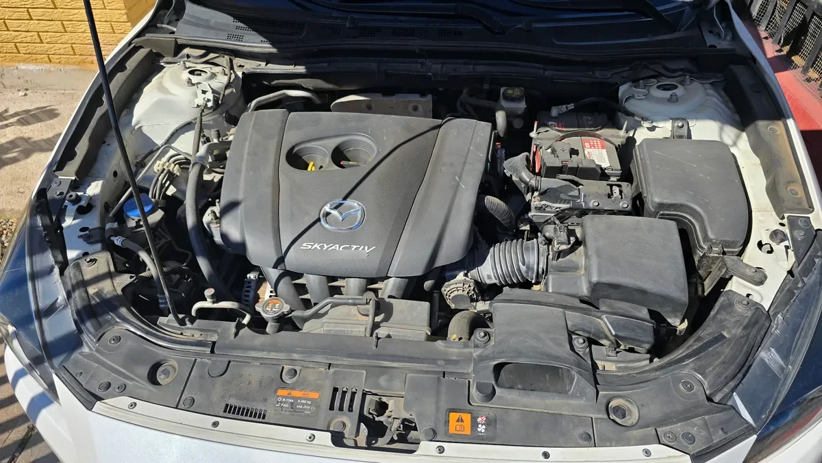 MAZDA MAZDA3 2.0l V Mt año 2017