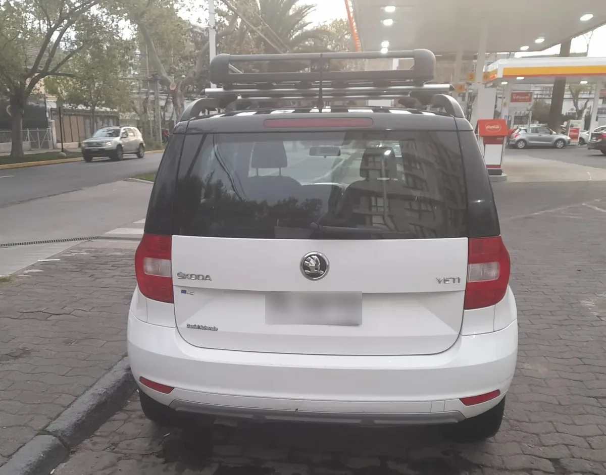 SKODA YETI 1.2 Tsi Fl Elegance Dsg7 At año 2016