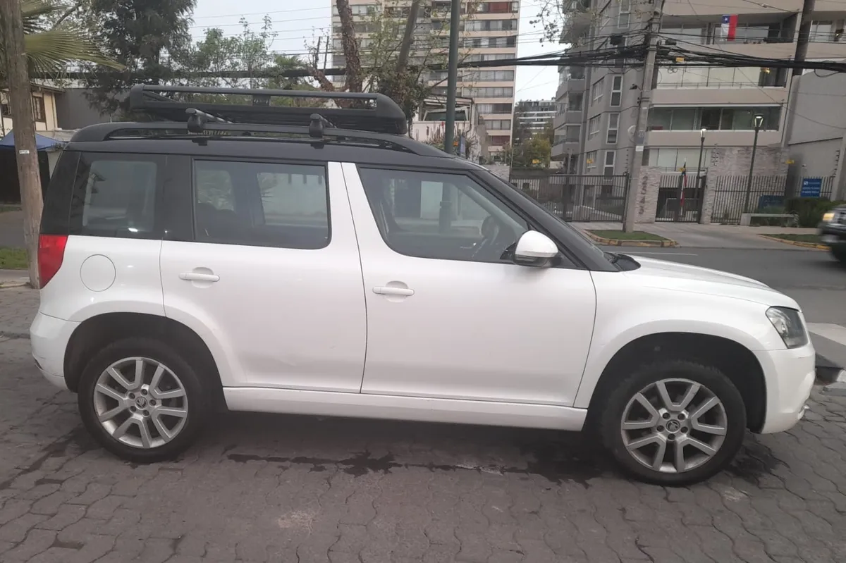 SKODA YETI 1.2 Tsi Fl Elegance Dsg7 At año 2016