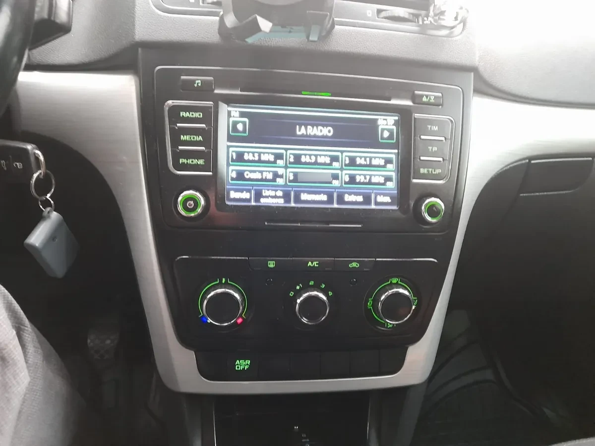 SKODA YETI 1.2 Tsi Fl Elegance Dsg7 At año 2016