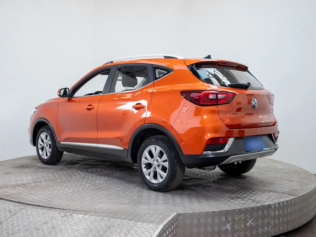 MG Zs Zs 1.5 Std Mt año 2024