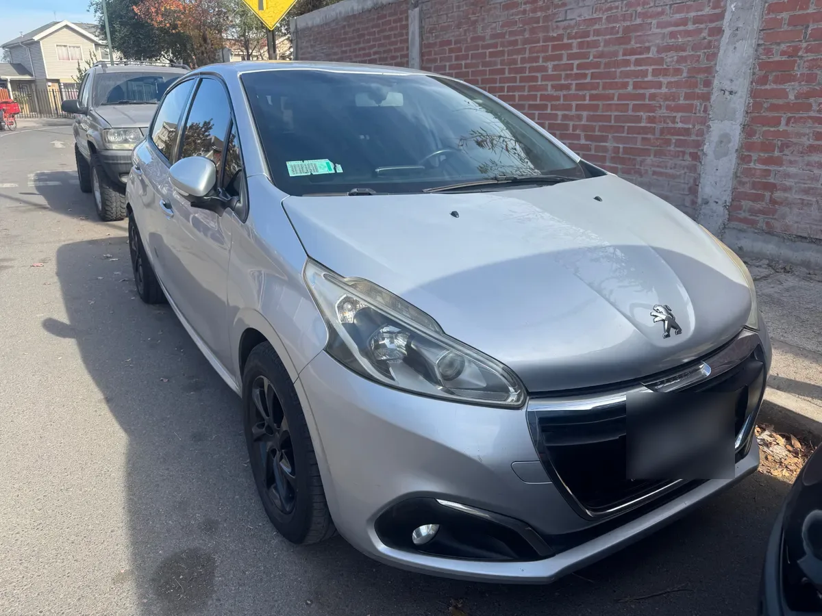 PEUGEOT 208 1.4 Allure Hdi Mt Diesel año 2016