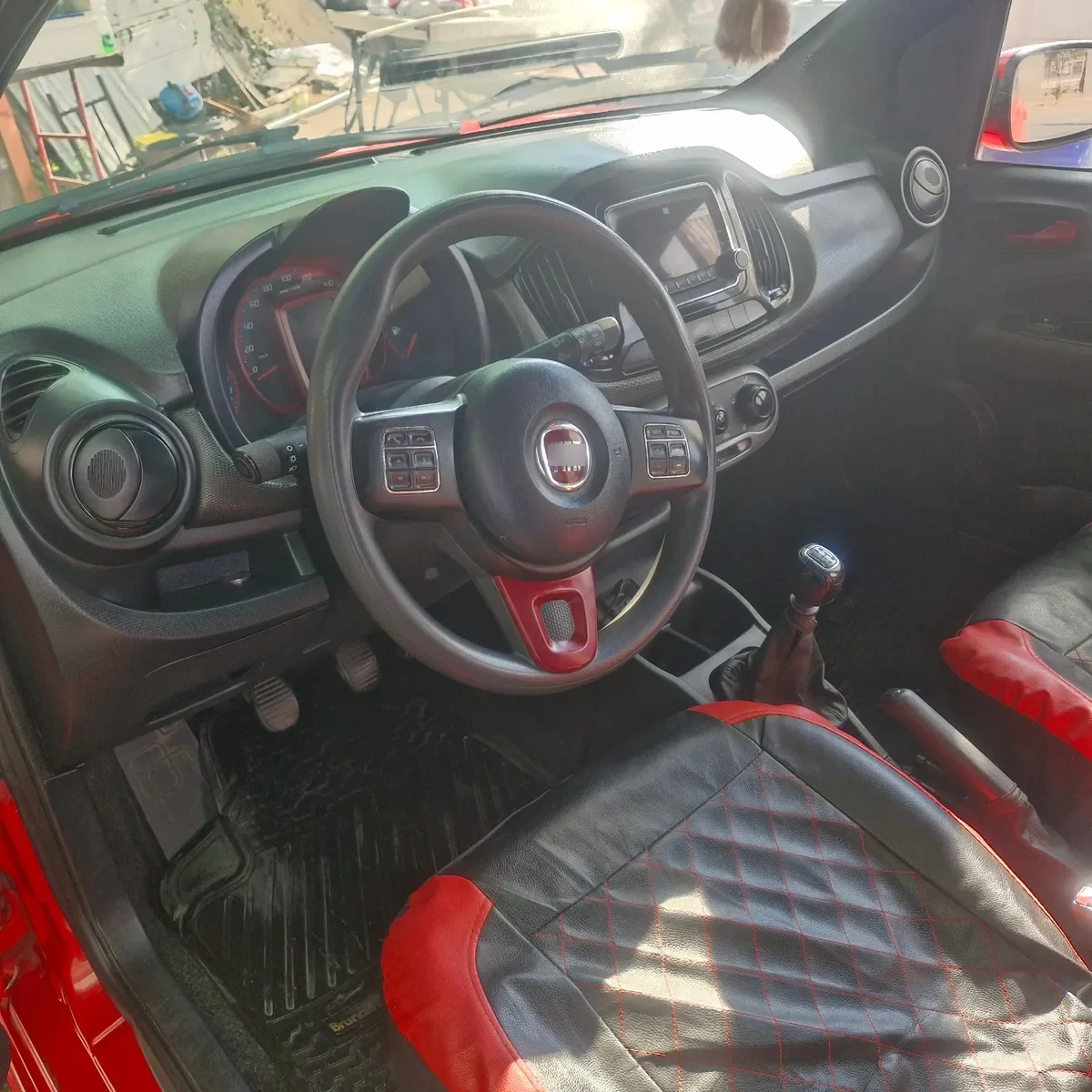 FIAT UNO 1.4 Way Evo Aa Fl Mt año 2017