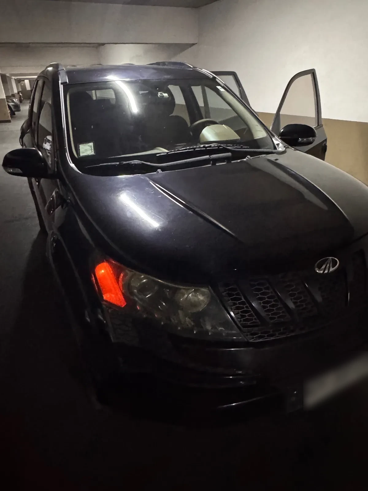 MAHINDRA XUV500 2.2 Crde Limited E5 Mt 4x2 Diesel año 2015