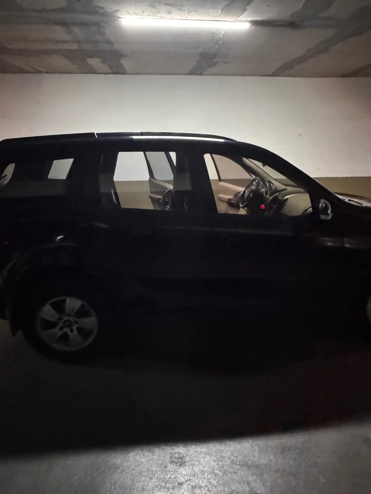 MAHINDRA XUV500 2.2 Crde Limited E5 Mt 4x2 Diesel año 2015