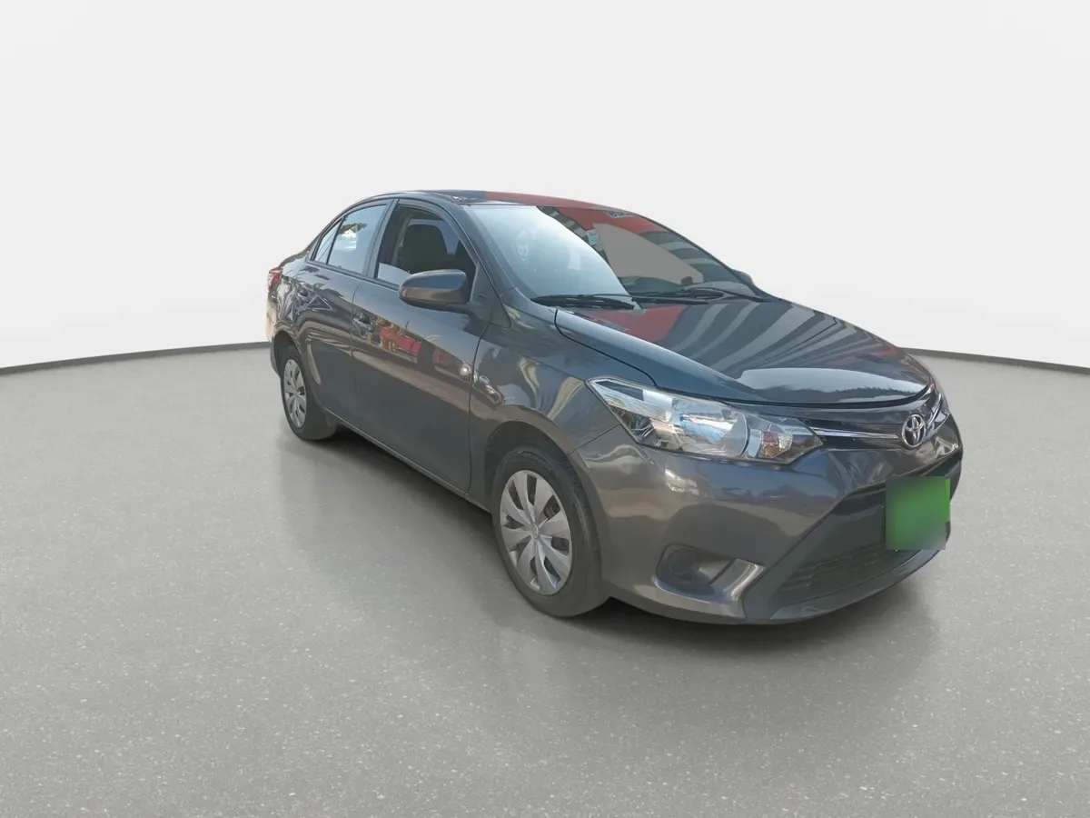 Toyota Yaris 1.5 Gli E 4x2 At 4p año 2017