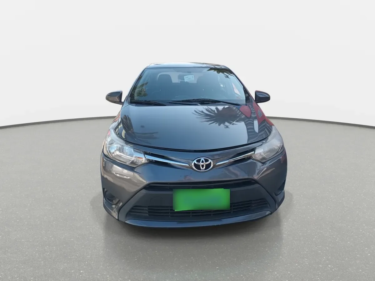 Toyota Yaris 1.5 Gli E 4x2 At 4p año 2017