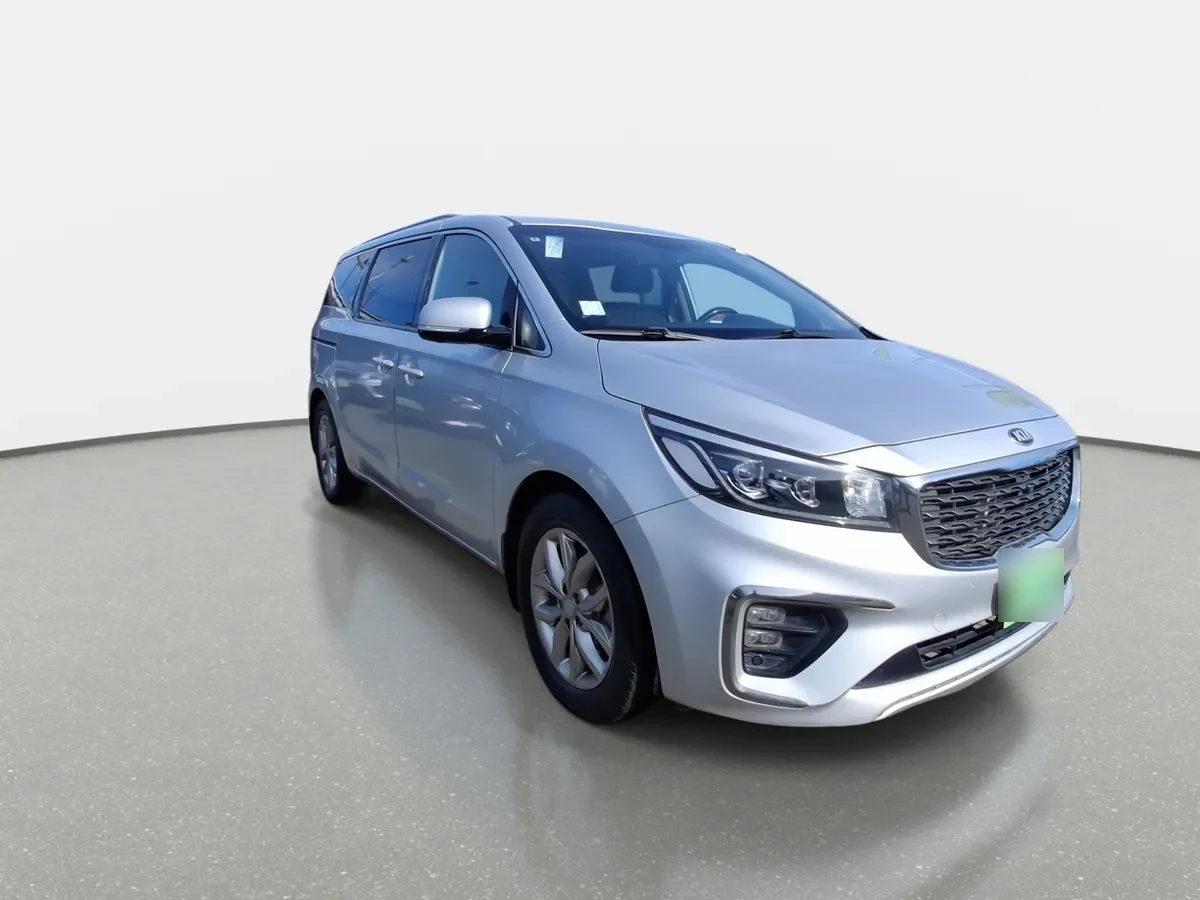 Kia Grand Carnival 2.2 Ex Limited Diesel 4x2 8at 5p año 2020