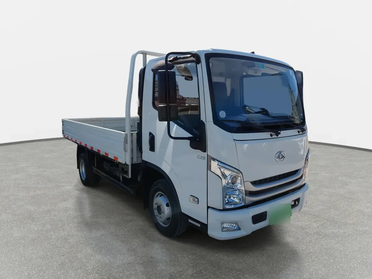 Maxus C35 2.0 Diesel 4x2 Chasis Mt 2p año 2023