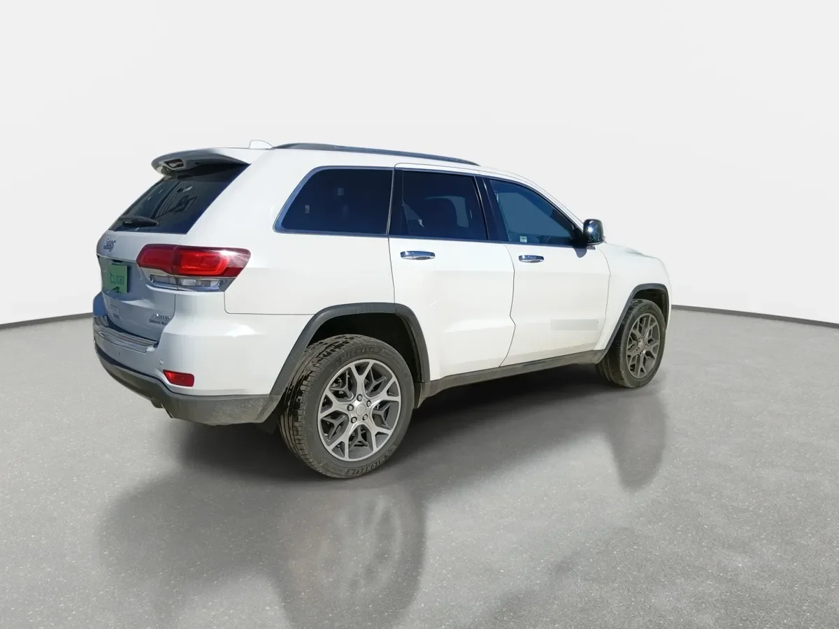 Jeep Grand Cherokee 3.6 Limited Lx 4wd At 5p año 2021