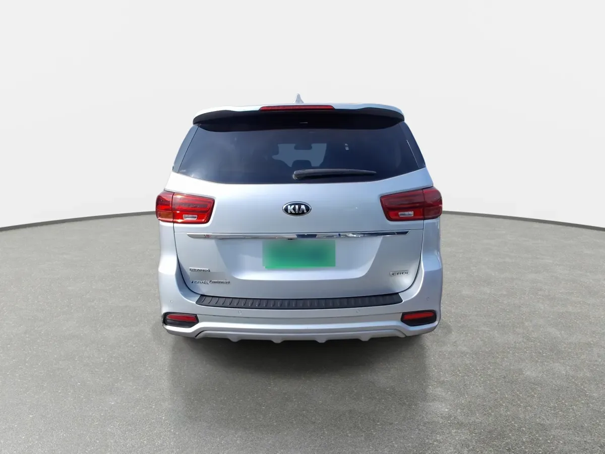 Kia Grand Carnival 2.2 Ex Limited Diesel 4x2 8at 5p año 2020