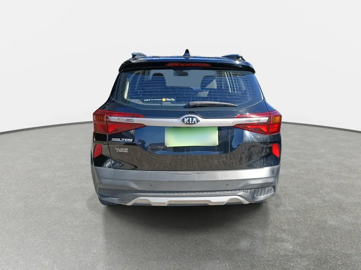 Kia Seltos 1.6 Ex 4x2 6mt 5p año 2022