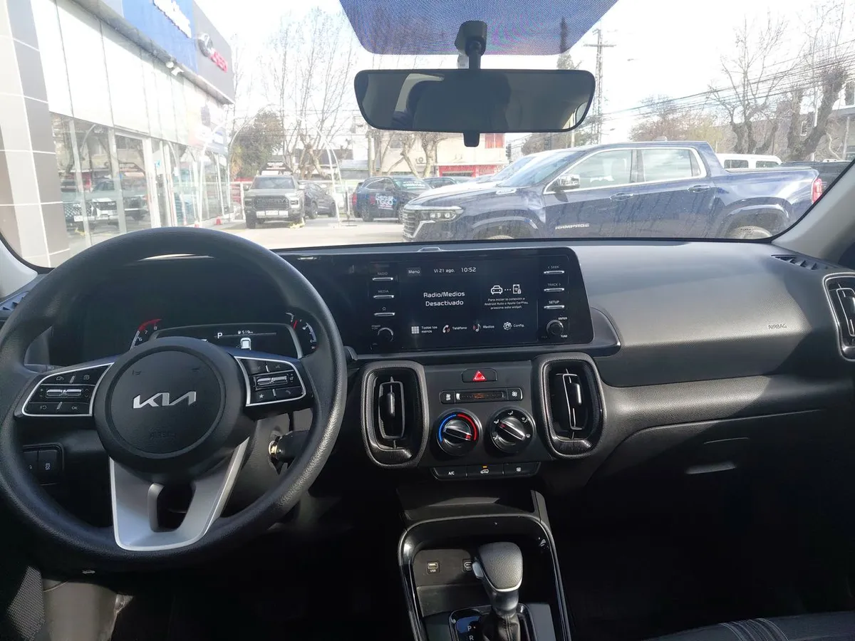 Kia Sonet 1.5 Ex 4x2 Ivt Ri At 5p año 2025