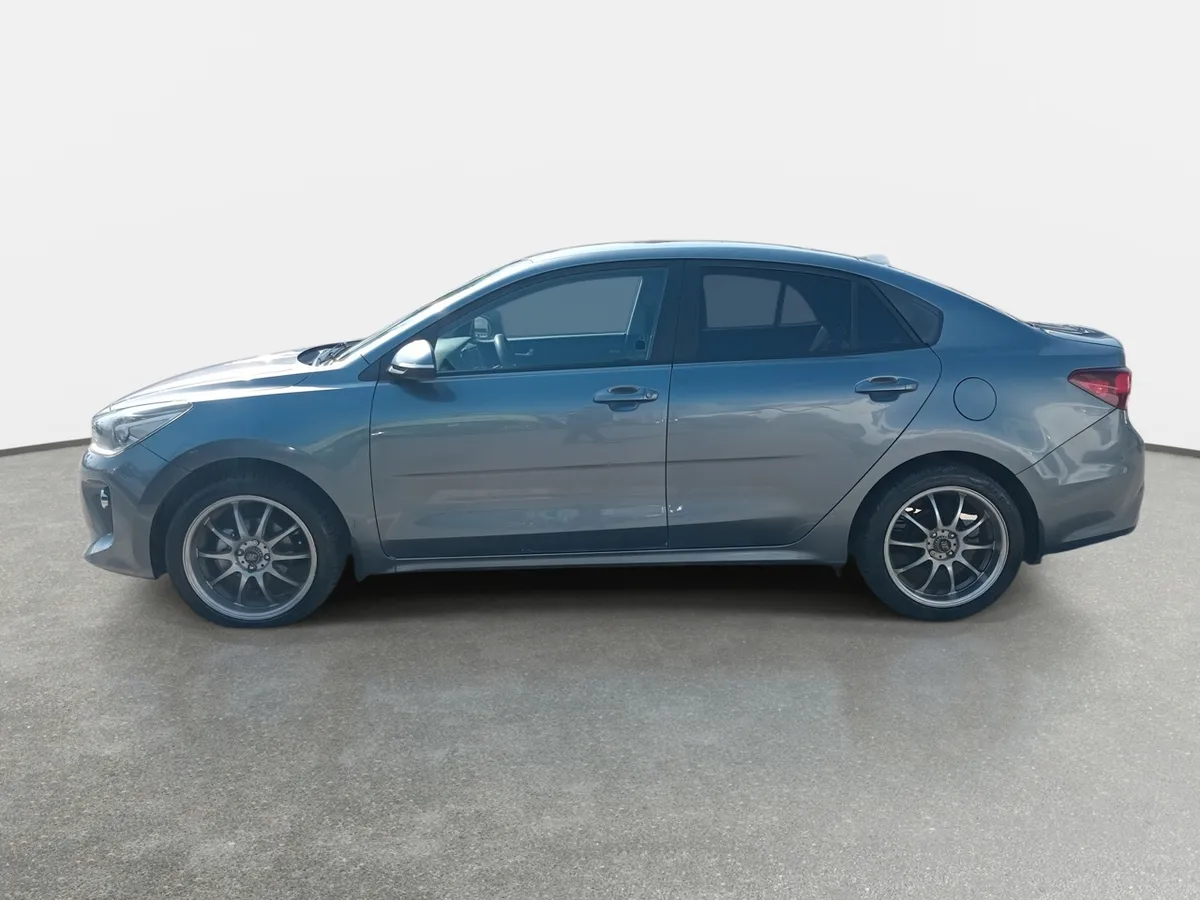Kia Rio4 1.4 Lx Abs Ac Dab 6mt 4p año 2020