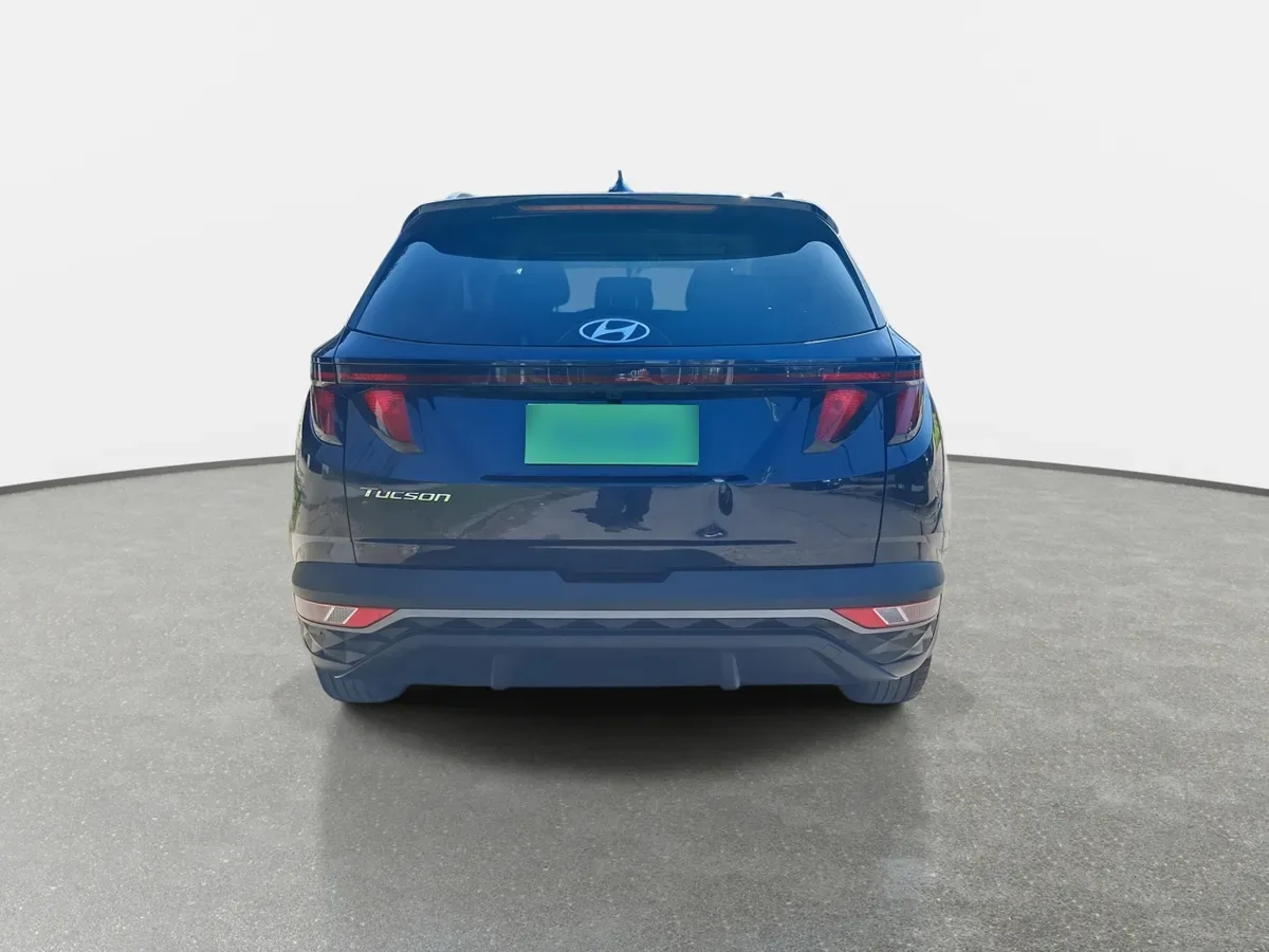 Hyundai Tucson 2.0 Nx4 Plus 2wd At 5p año 2023