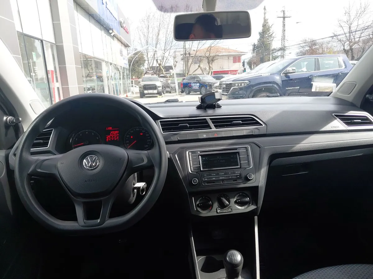 Volkswagen Gol 1.6 Trendline Lite 4x2 Hb Mt 5p año 2022