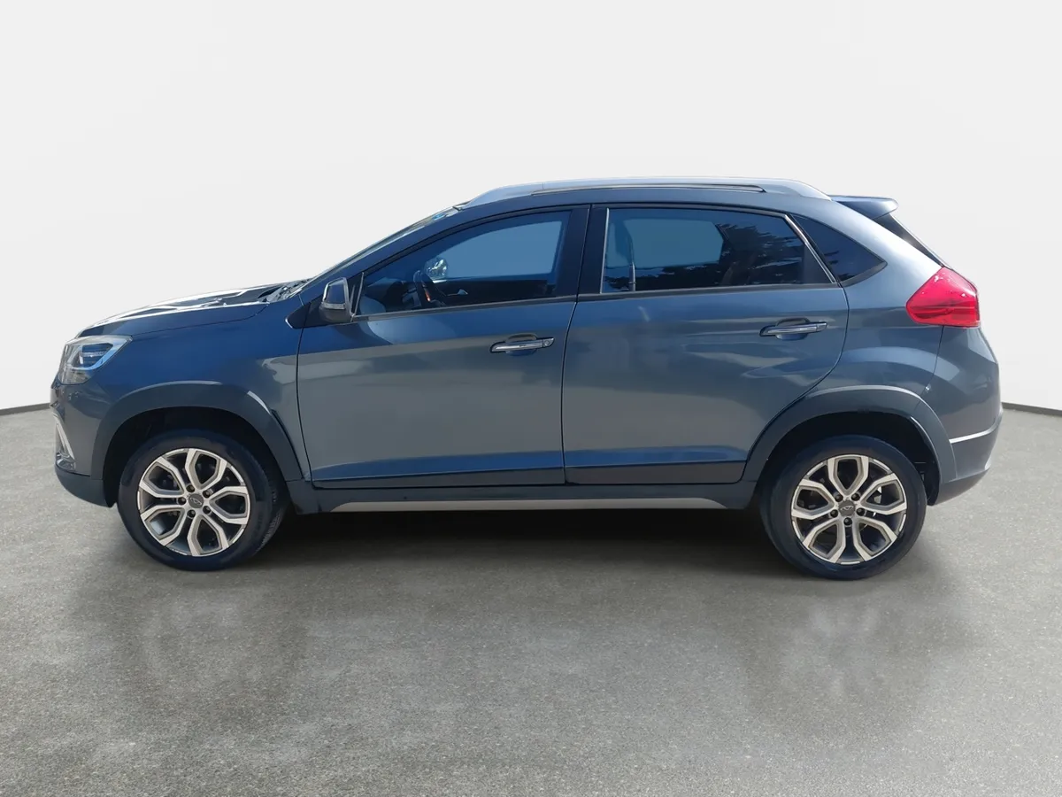 Chery Tiggo 2 1.5 Vvt Gls 4x2 Mt 5p año 2017