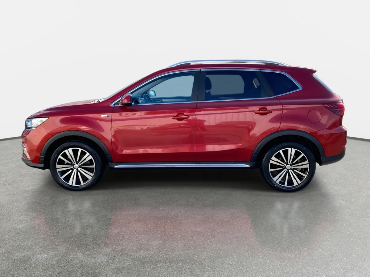 MG Mg Rx5 1.5 Dlx Mt 5p año 2022