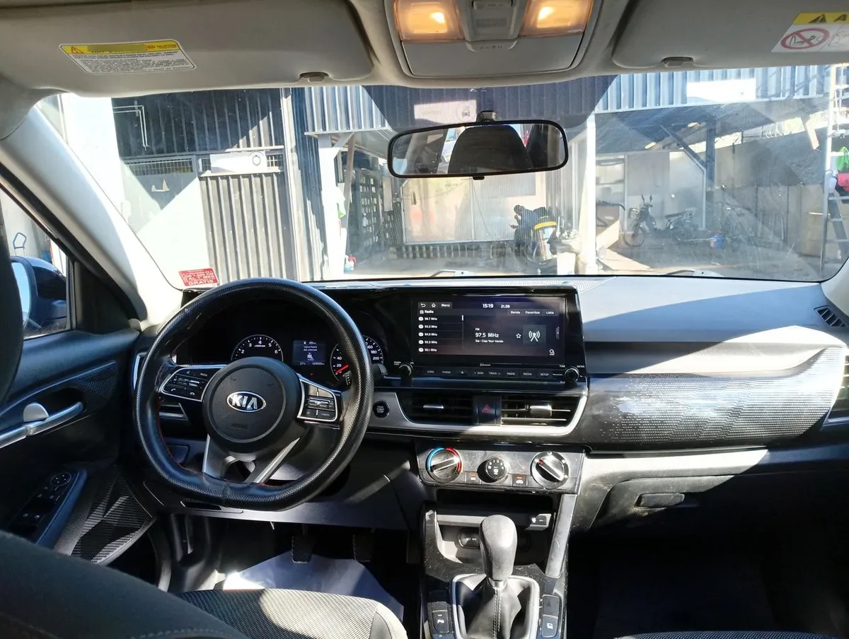 Kia Seltos 1.6 Ex 4x2 6mt 5p año 2022