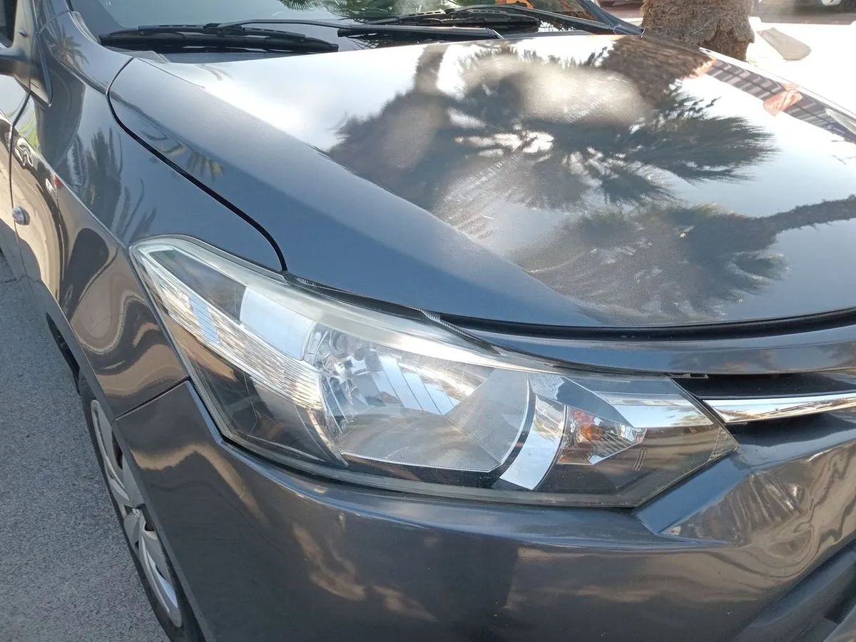 Toyota Yaris 1.5 Gli E 4x2 At 4p año 2017