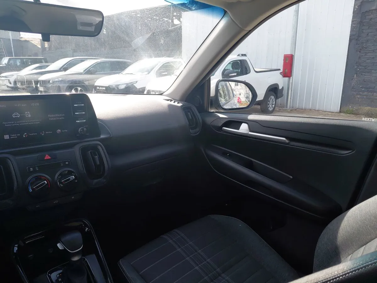 Kia Sonet 1.5 Ex 4x2 Ivt Ri At 5p año 2025