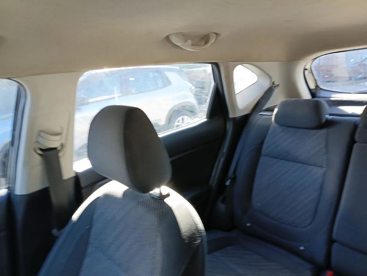 Kia Seltos 1.6 Ex 4x2 6mt 5p año 2022