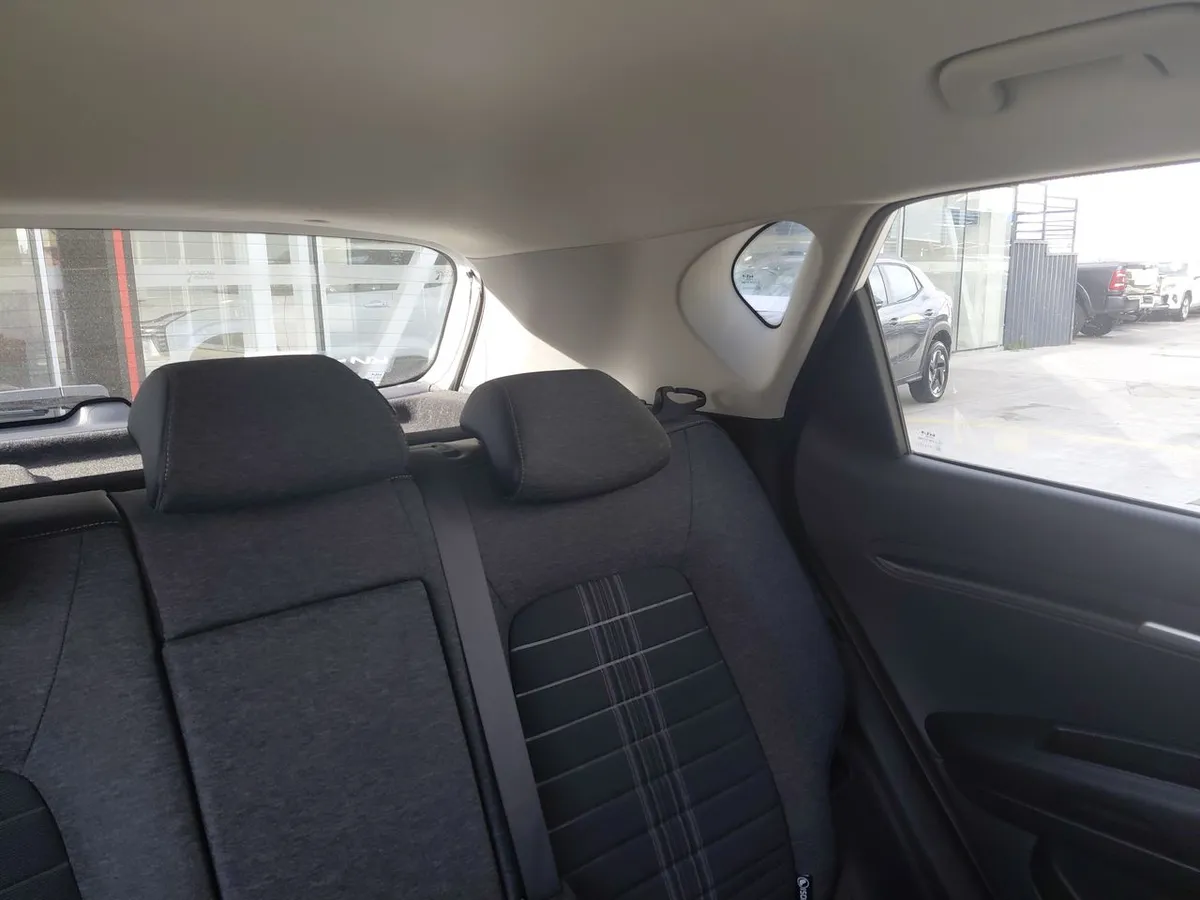 Kia Sonet 1.5 Ex 4x2 Ivt Ri At 5p año 2025
