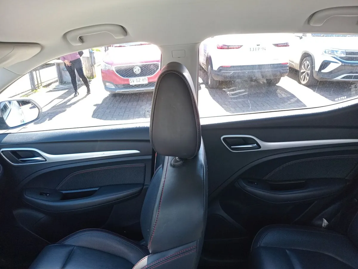 MG Mg Zx 1.5 Dlx 4x2 Cvt At 5p año 2023