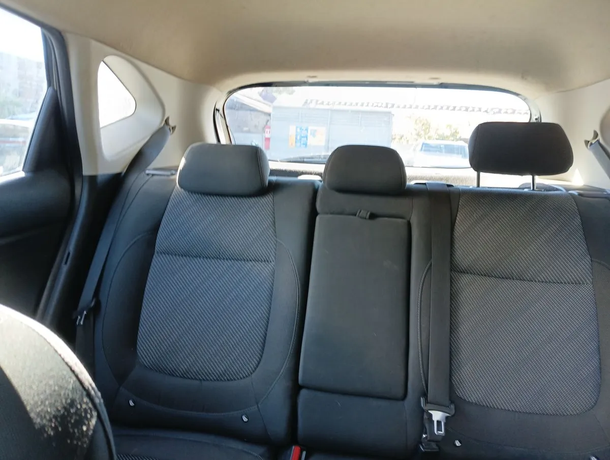 Kia Seltos 1.6 Ex 4x2 6mt 5p año 2022