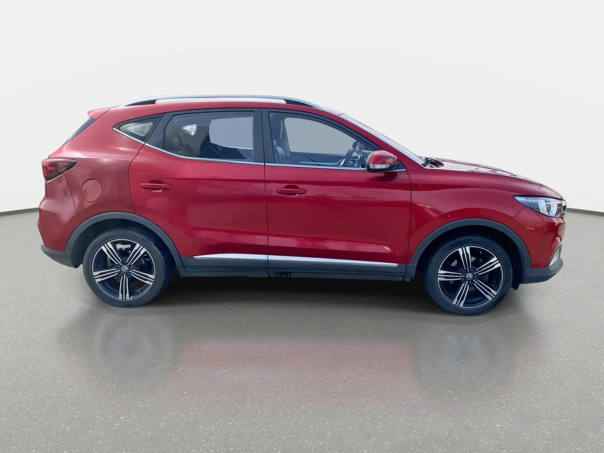 MG Mg Zs 1.5 Comfort At 5p año 2022